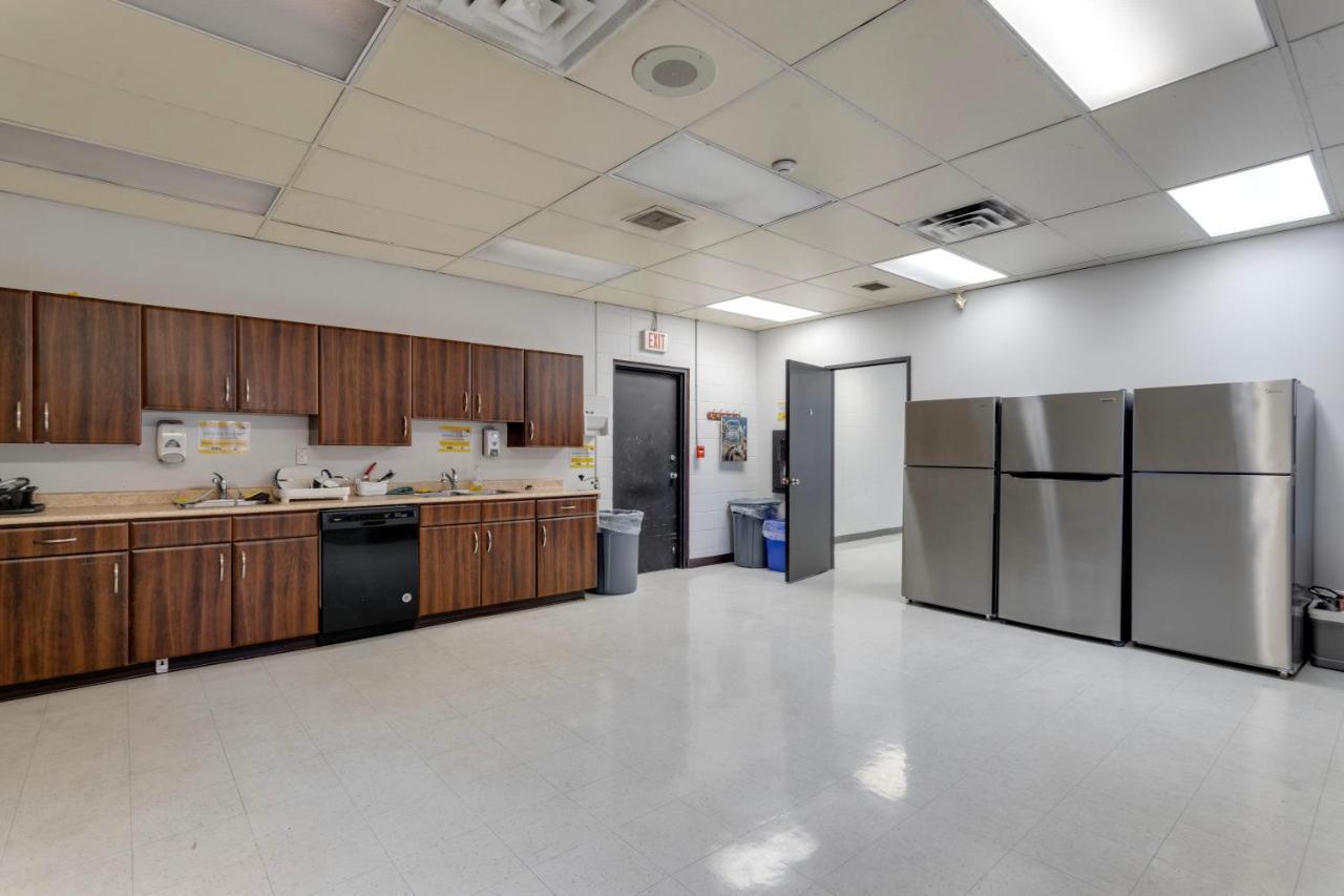Calgary Connect Hostel Εξωτερικό φωτογραφία